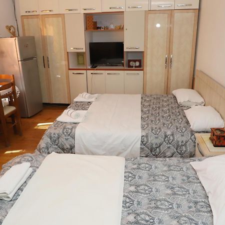 Elvi Aerd Apartment 培拉特 外观 照片